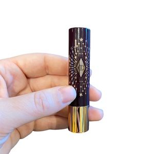 NWOT Charlotte Tilbury Hyaluronic Happikiss Lipstick Balm in Pillowtalk